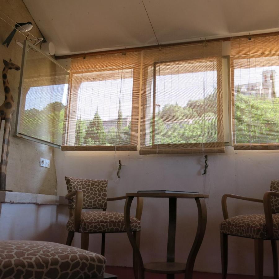La Buissonniere Bed & Breakfast *